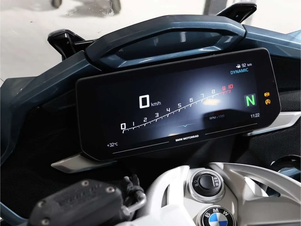 2025 BMW K1600 - Image 17 of 20