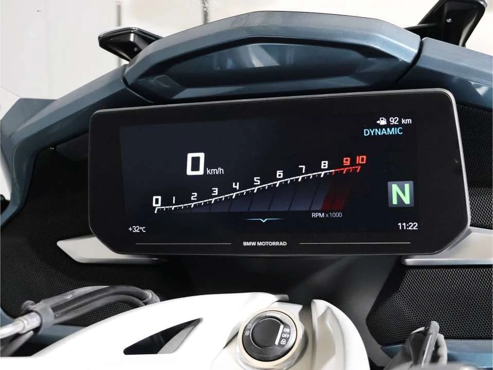 2025 BMW K1600 - Image 14 of 20
