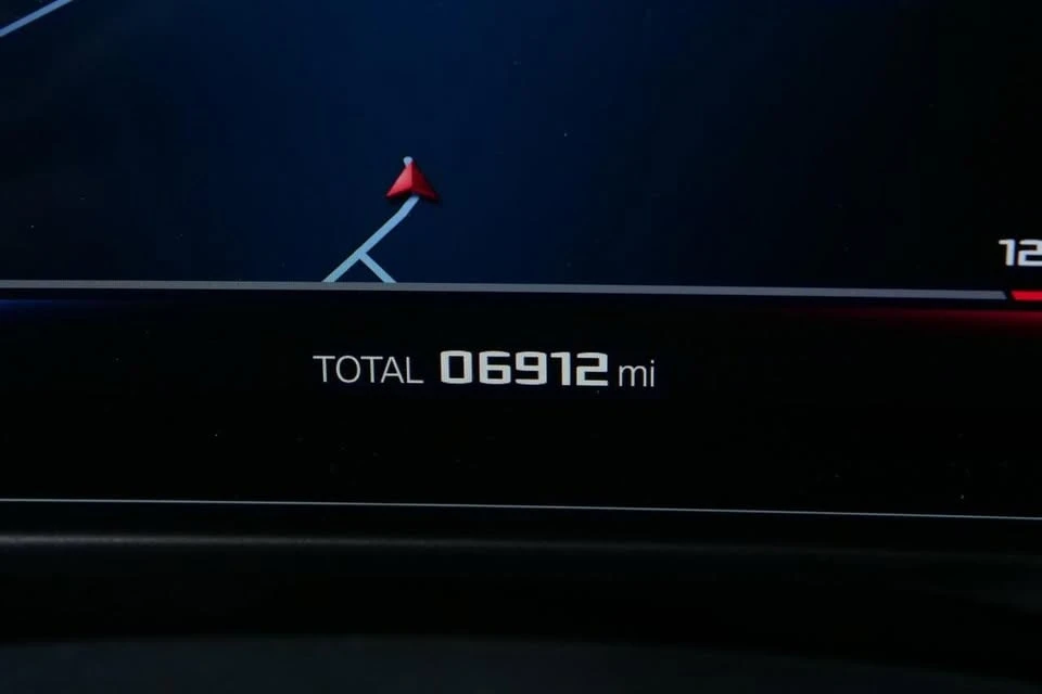 2025 BMW G87 M2 - Image 12 of 20