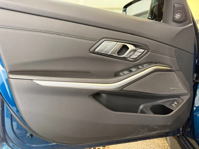 2025 BMW M3 - Image 18 of 19