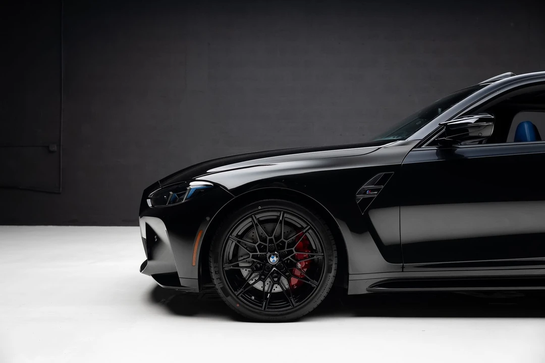 2025 BMW M3 - Image 19 of 31