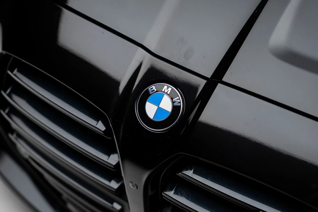 2025 BMW M3 - Image 13 of 31