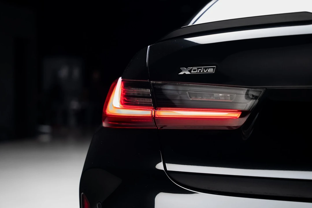 2025 BMW M3 - Image 29 of 31