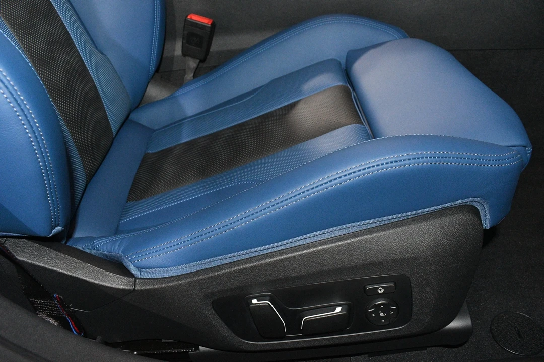2025 BMW G80 M3 Sedan - Image 14 of 31