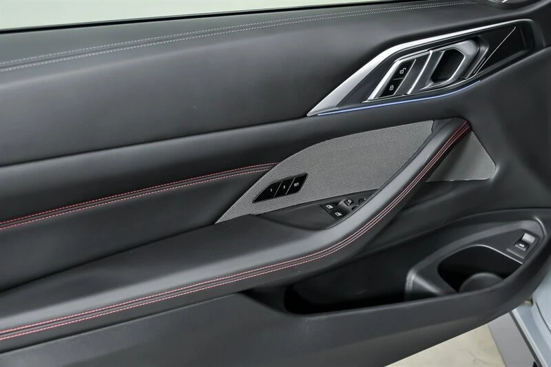 2025 BMW - Image 18 of 31