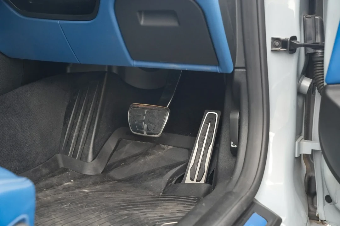 2025 BMW G82/G83 M4 - Image 25 of 31