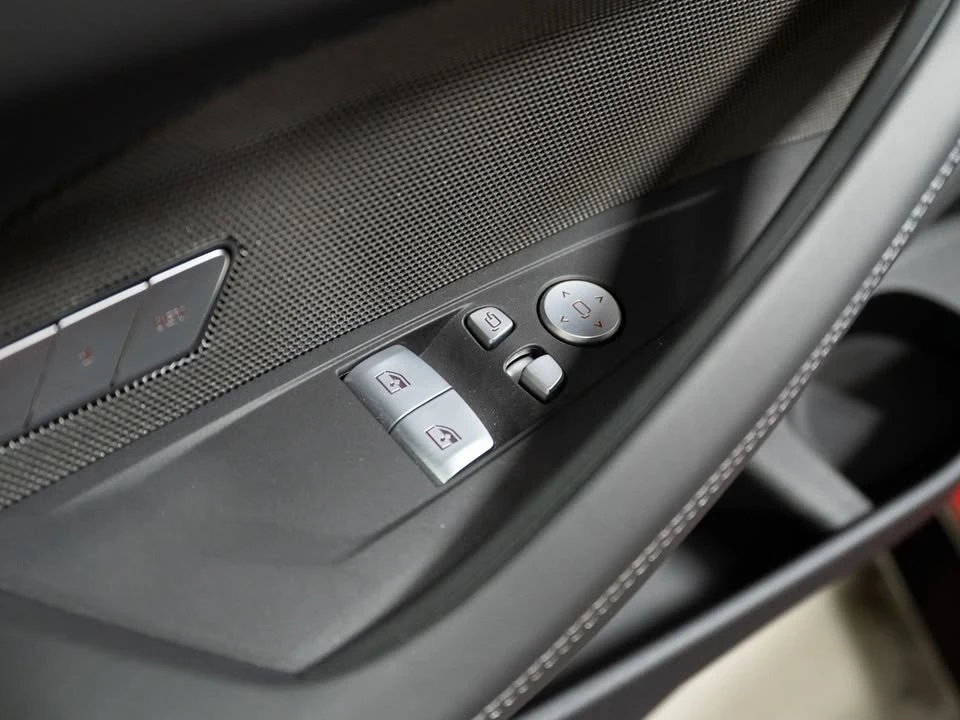 2025 BMW G82/G83 M4 - Image 15 of 20