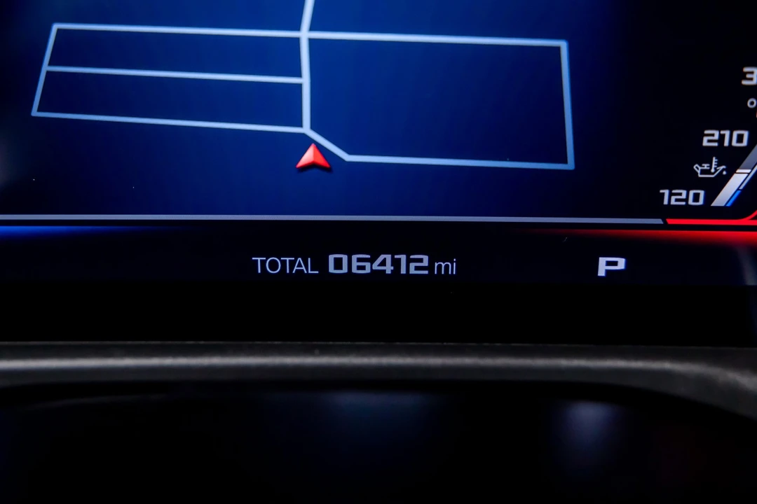 2025 BMW G82/G83 M4 - Image 12 of 12