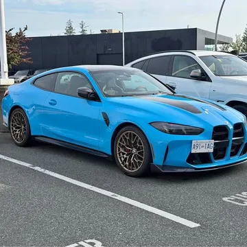 2025 BMW M4 CS