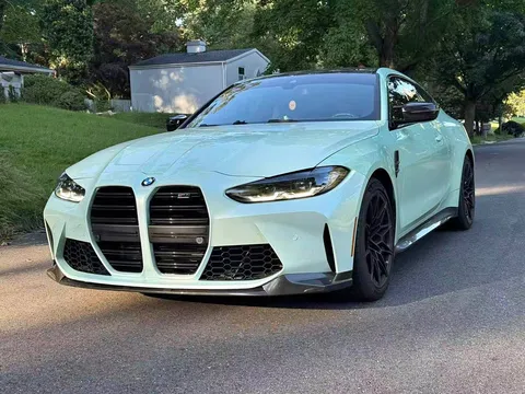 2025 BMW M4
