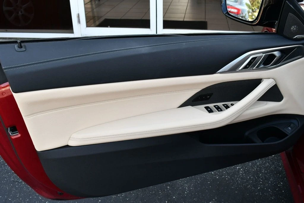 2025 BMW 4 Series - Image 11 of 21