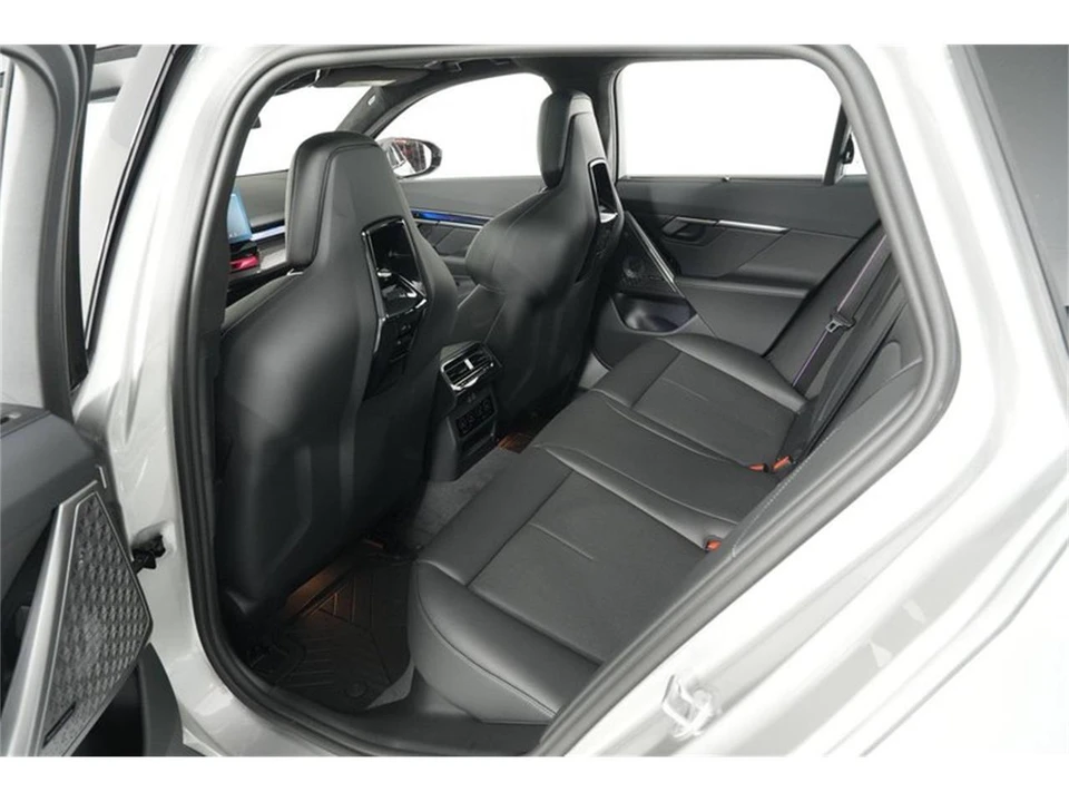 2025 BMW G90/G99 M5 - Image 13 of 18
