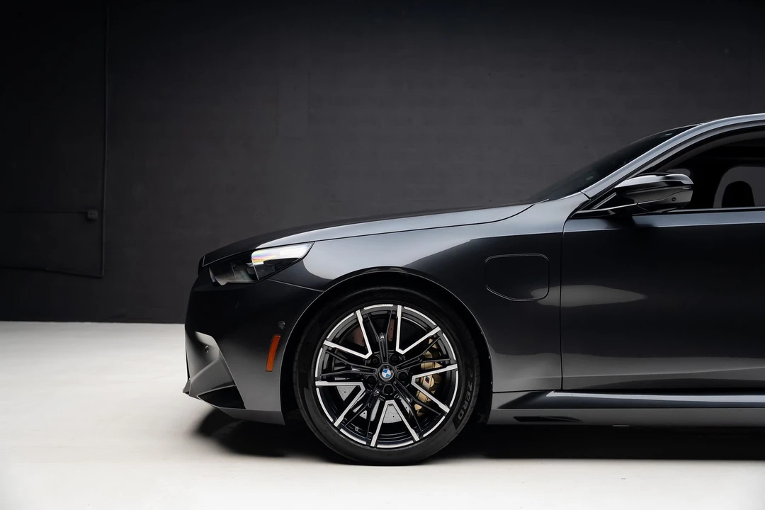 2025 BMW G90/G99 M5 - Image 19 of 31