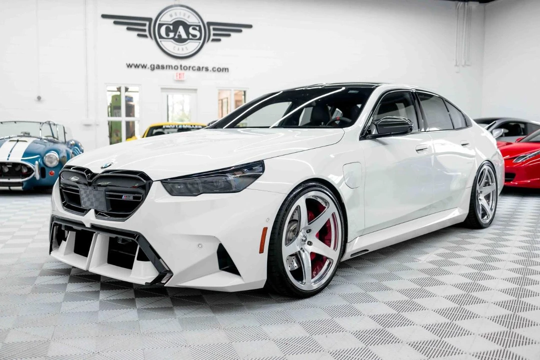 2025 BMW G90/G99 M5 - Image 3 of 31