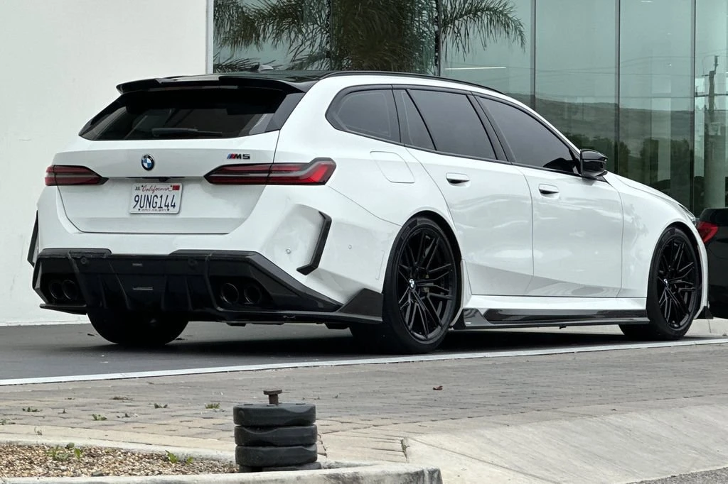 2025 BMW G90/G99 M5 - Image 3 of 31