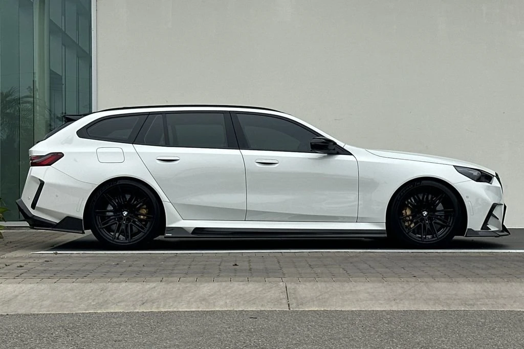 2025 BMW G90/G99 M5 - Image 2 of 31