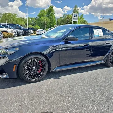 2025 BMW M5