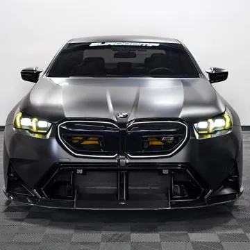 2025 BMW M5
