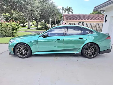 2025 BMW M5