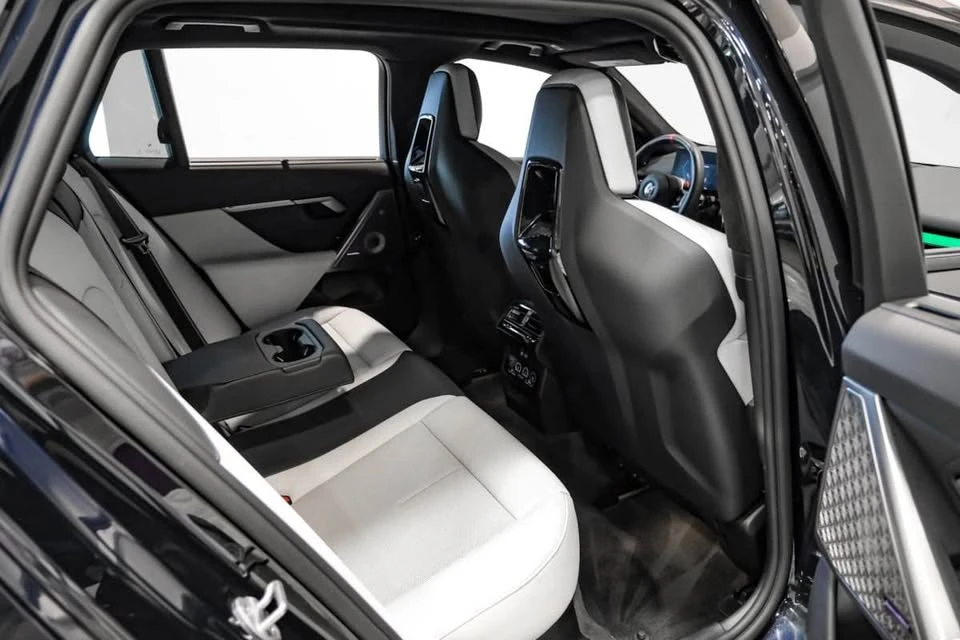 2025 BMW G90/G99 M5 - Image 11 of 13