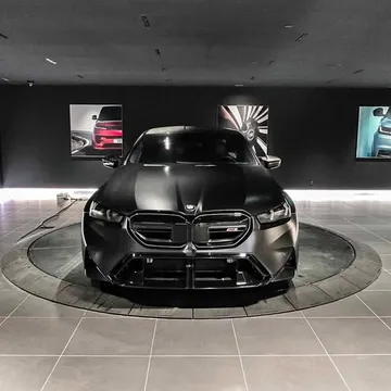 2025 BMW M5 Sedan