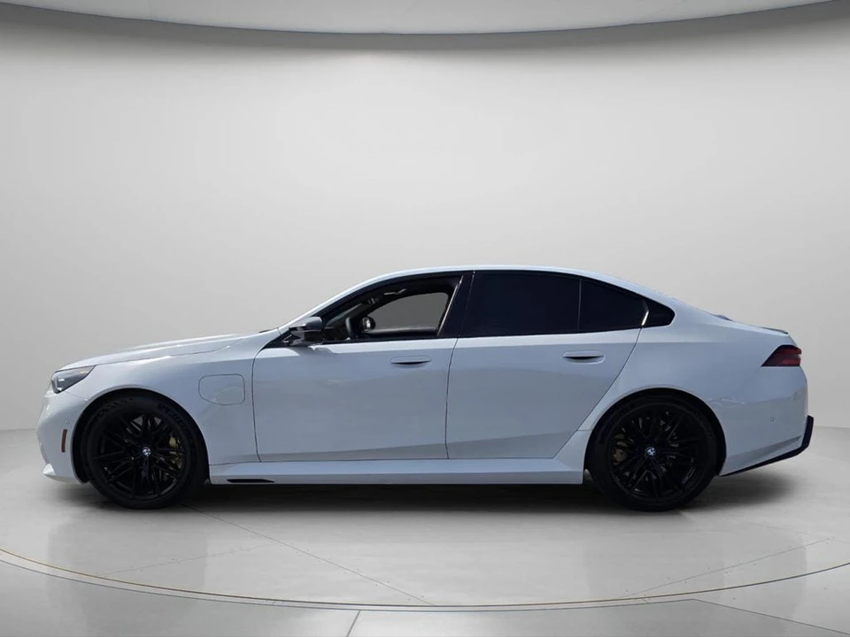 2025 BMW G90/G99 M5 - Image 3 of 27