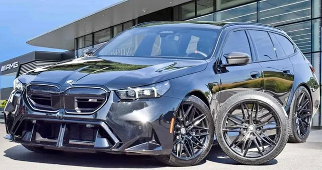 2025 BMW M5 Touring