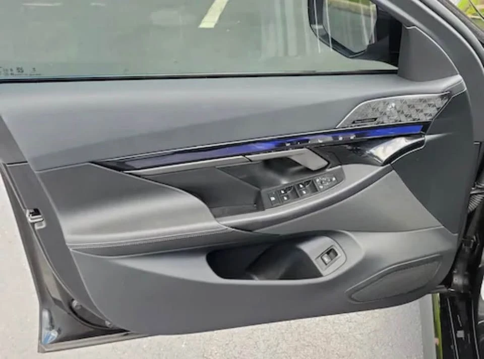 2025 BMW G90/G99 M5 - Image 13 of 20
