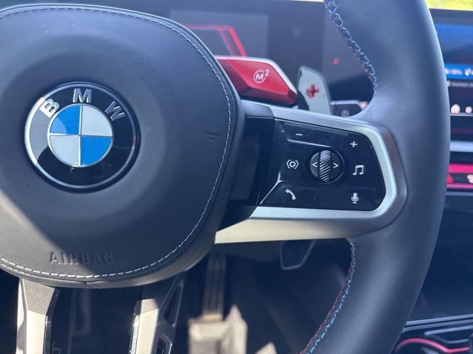 2025 BMW - Image 18 of 31
