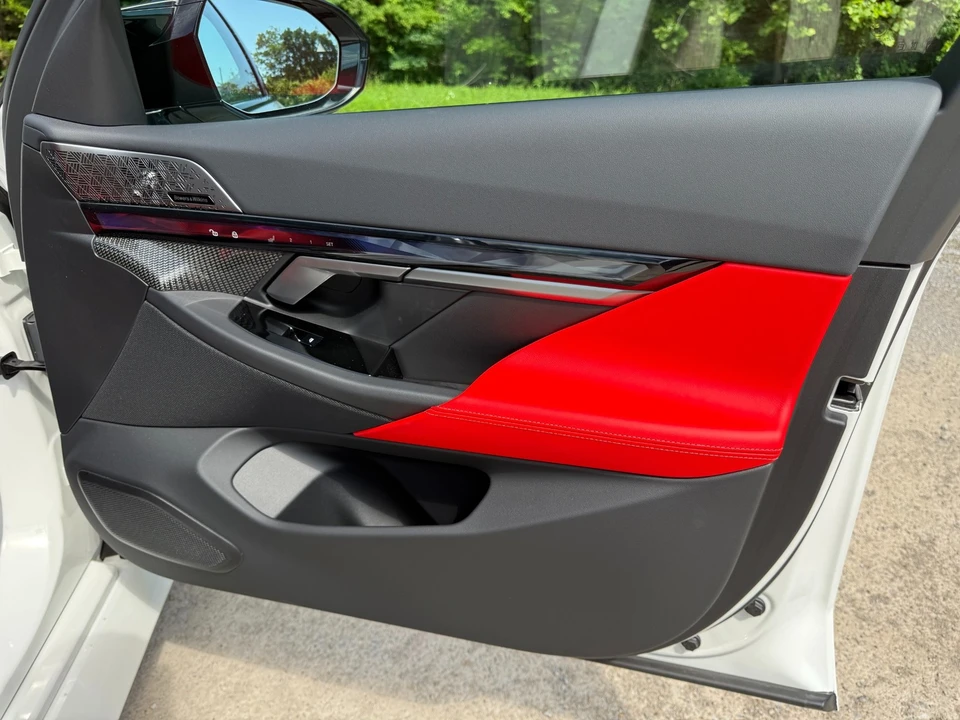 2025 BMW G90/G99 M5 - Image 16 of 31