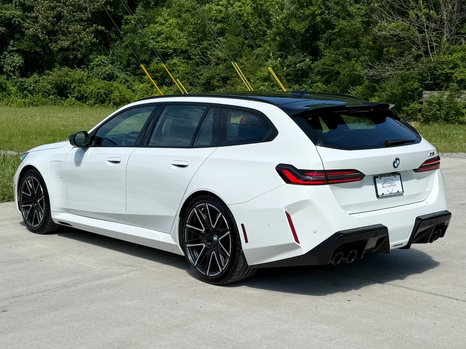 2025 BMW G90/G99 M5 - Image 4 of 31