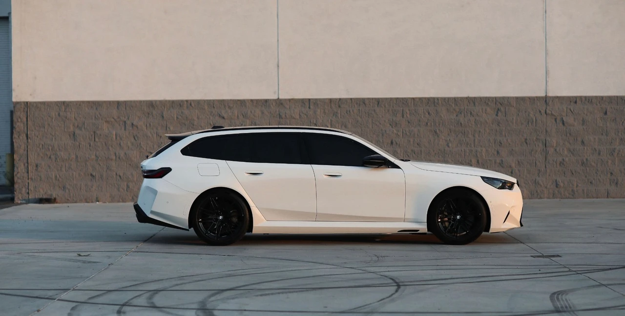2025 BMW G90/G99 M5 - Image 3 of 22