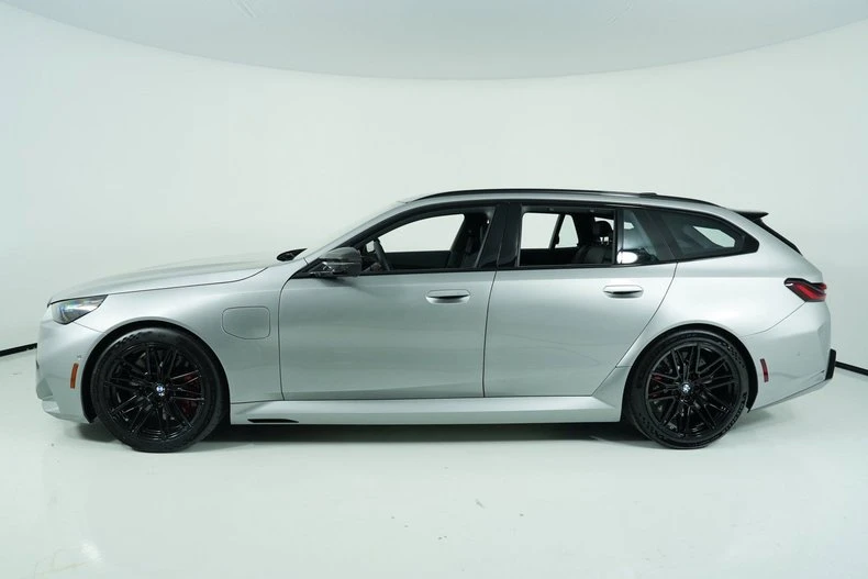 2025 BMW G90/G99 M5 - Image 3 of 19