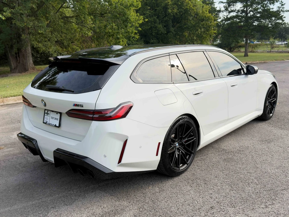 2025 BMW G90/G99 M5 - Image 3 of 31