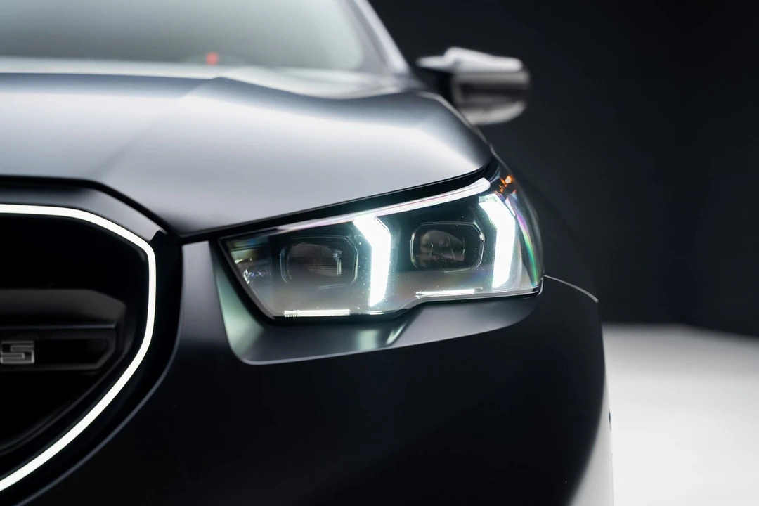 2025 BMW G90/G99 M5 - Image 9 of 12