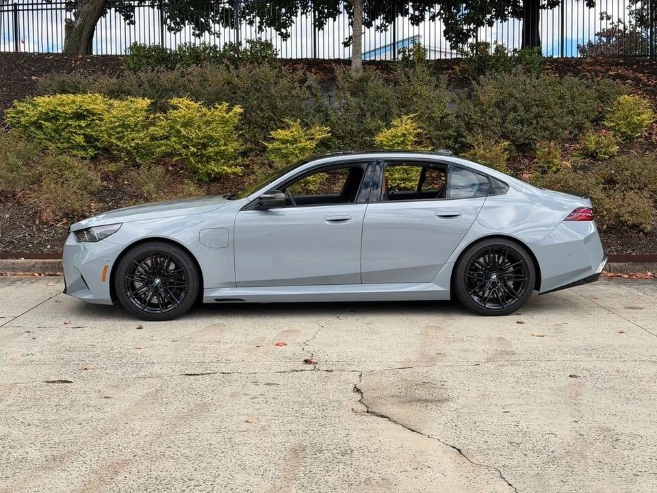 2025 BMW G90/G99 M5 - Image 9 of 21