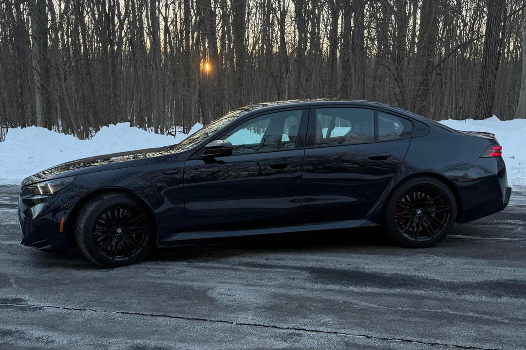 2025 BMW G90/G99 M5 - Image 3 of 31