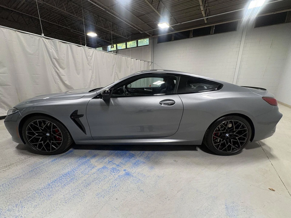 2025 BMW M8 - Image 17 of 31