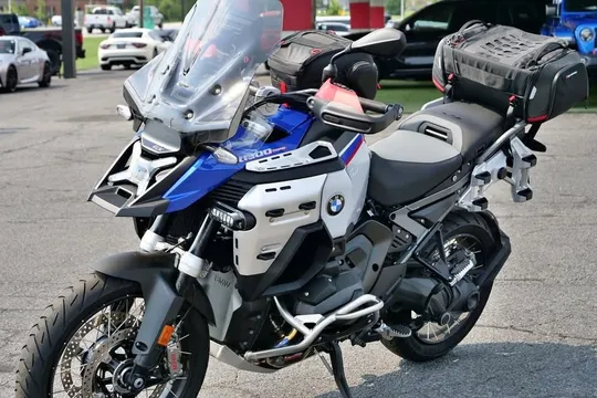 2025 BMW R 1300
