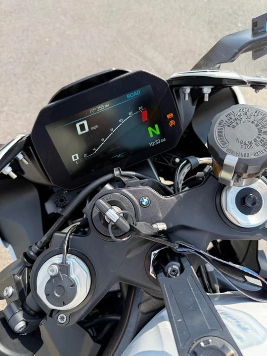 2025 BMW S1000 - Image 17 of 20