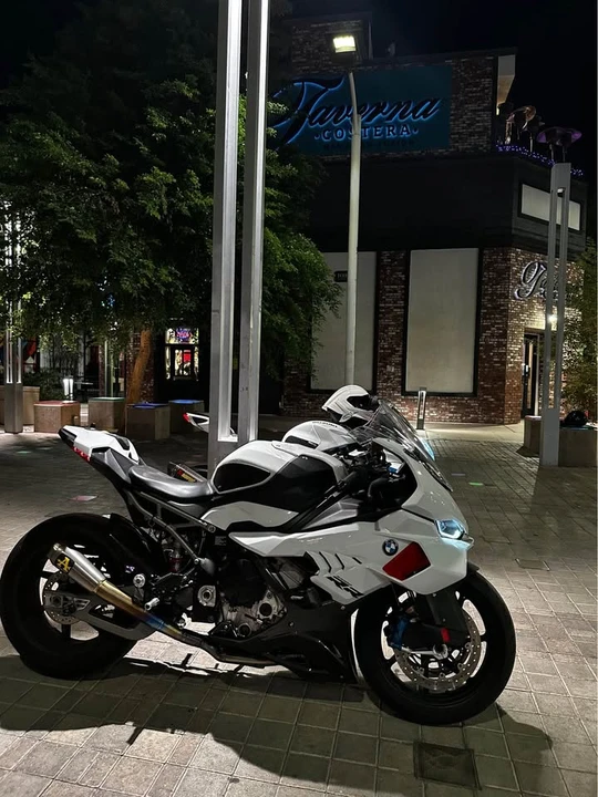 2025 BMW S1000 - Image 2 of 5