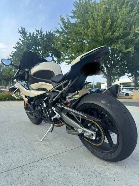 2025 BMW S1000 - Image 4 of 11