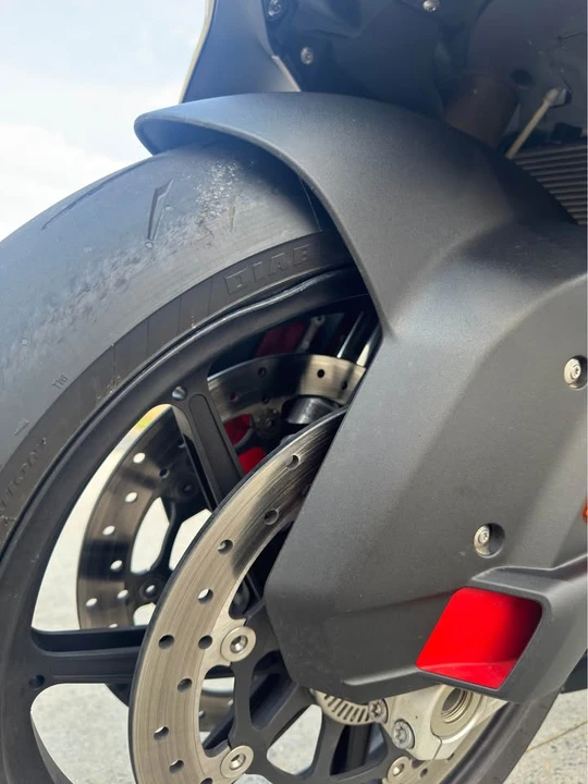 2025 BMW S1000 - Image 10 of 11