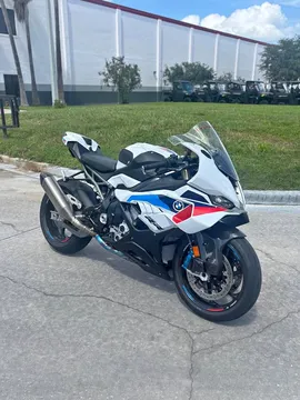 2025 BMW S 1000