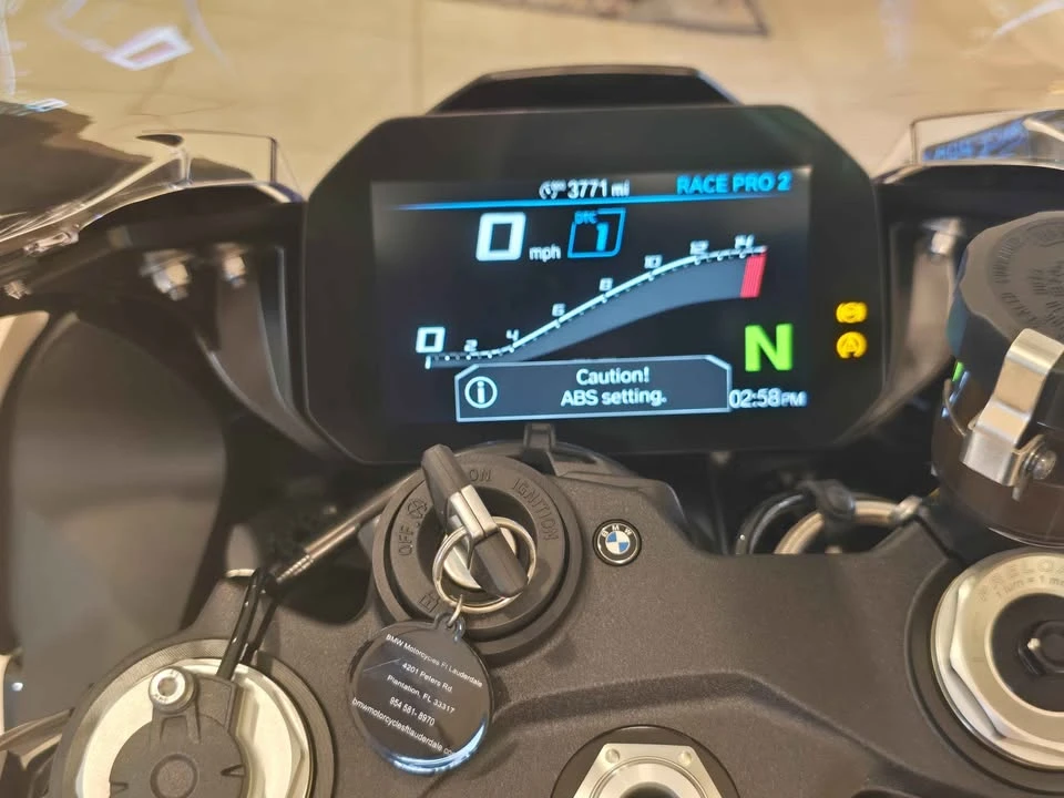 2025 BMW S1000 - Image 4 of 9