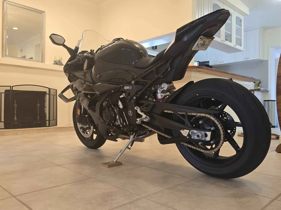 2025 BMW S1000 - Image 8 of 9
