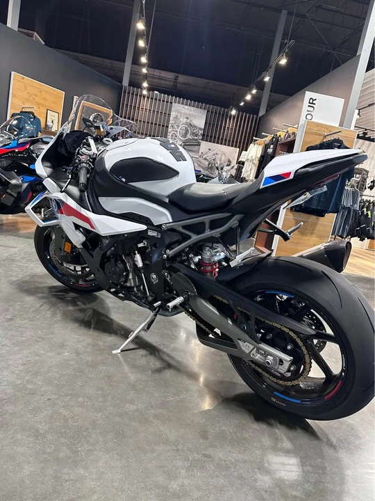 2025 BMW S1000 - Image 5 of 7