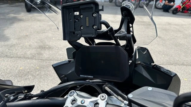 2025 BMW S1000 - Image 12 of 14