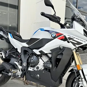 2025 BMW S 1000 XR Light White / M Motorsport