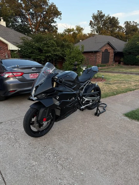2025 BMW S1000 - Image 2 of 9